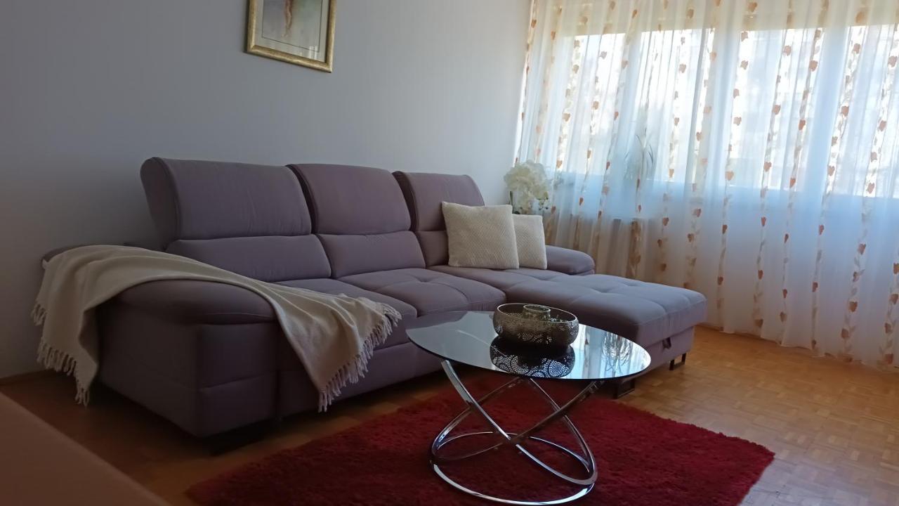 Leona Apartment-Perfect For Four Split Eksteriør bilde