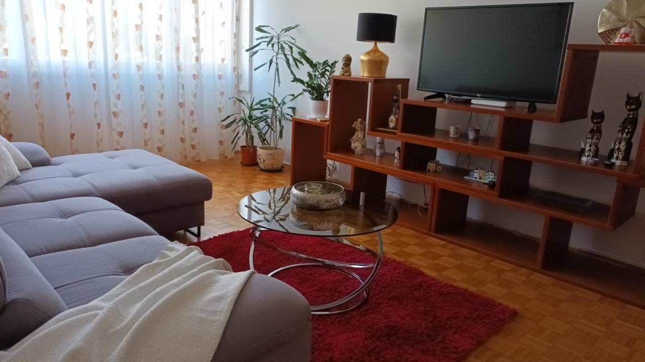 Leona Apartment-Perfect For Four Split Eksteriør bilde
