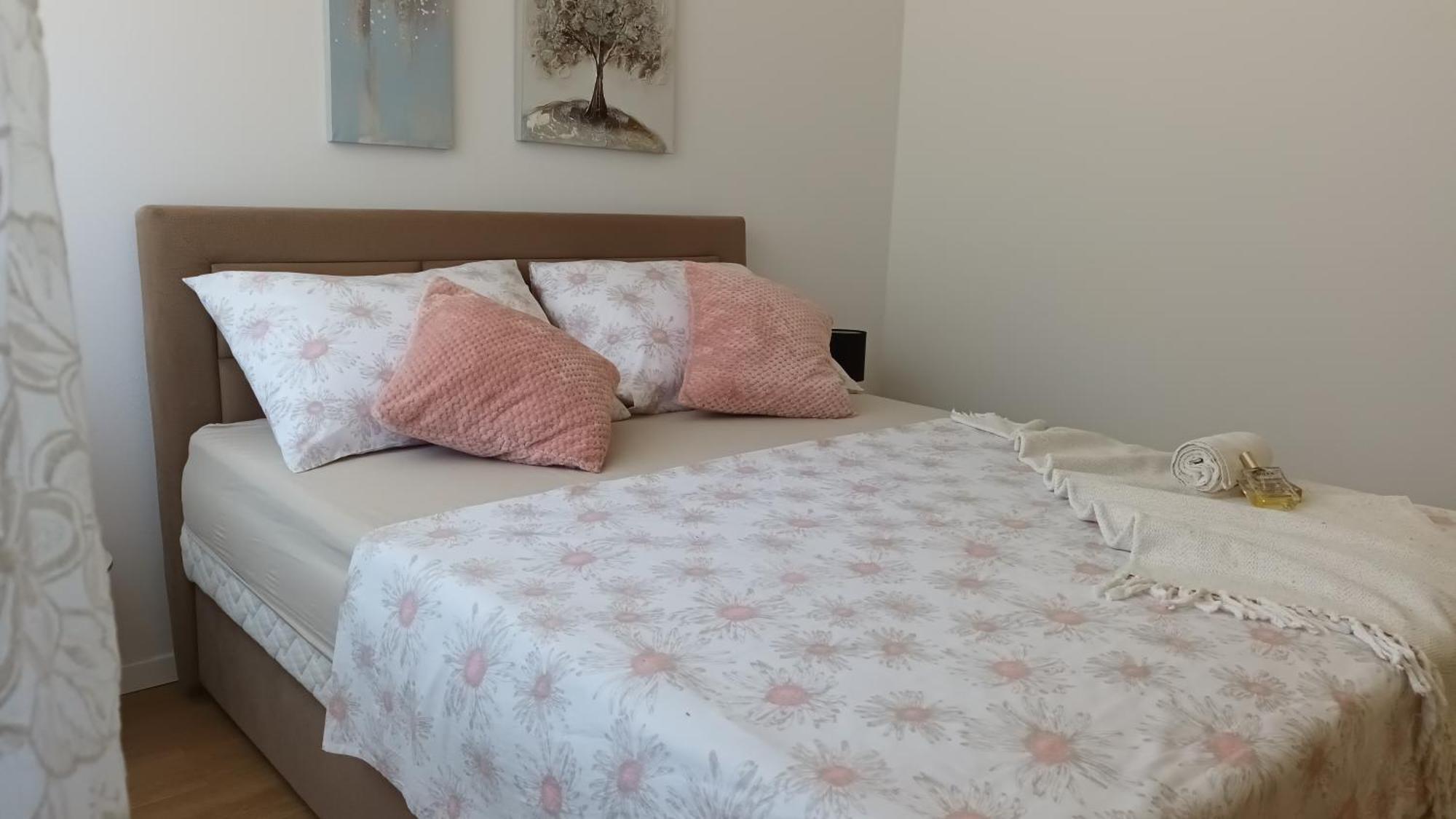 Leona Apartment-Perfect For Four Split Eksteriør bilde